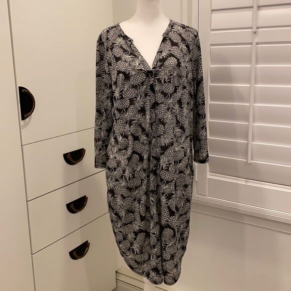 H&M Dresses & Skirts - H & M dress